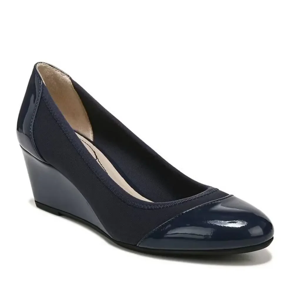 LifeStride Round-Toe Juliana Stretch Wedge Pumps Shoes Navy Size 6 M